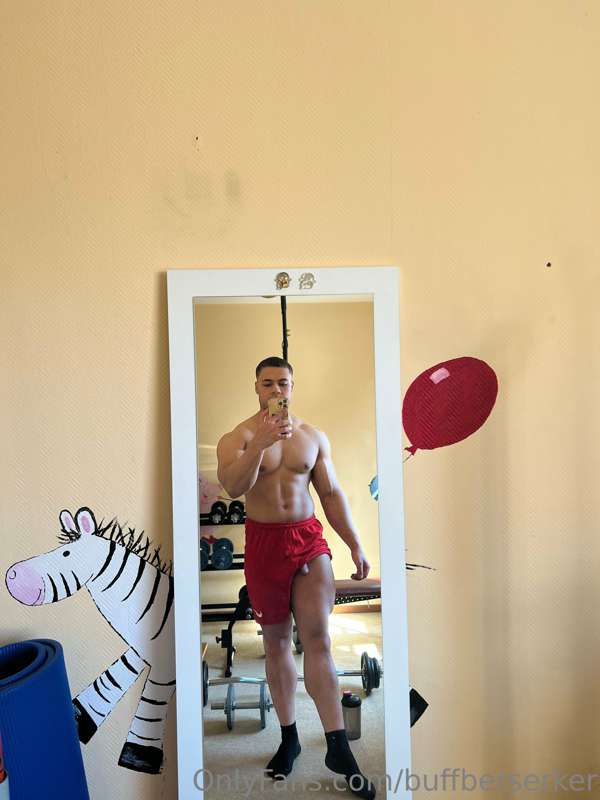 Buffberserker - Onlyfans - 09 Apr, 2023