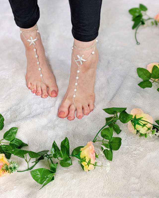 What do you think of these barefoot sandals? 🐚 6