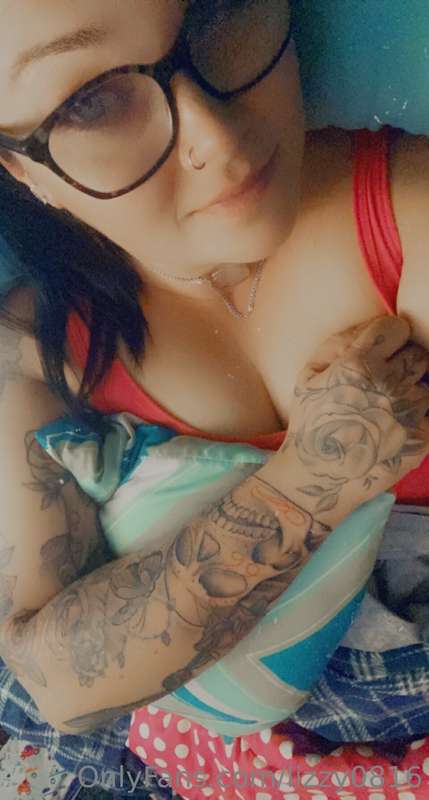Lizzy0816 - Onlyfans - 17 Nov, 2022