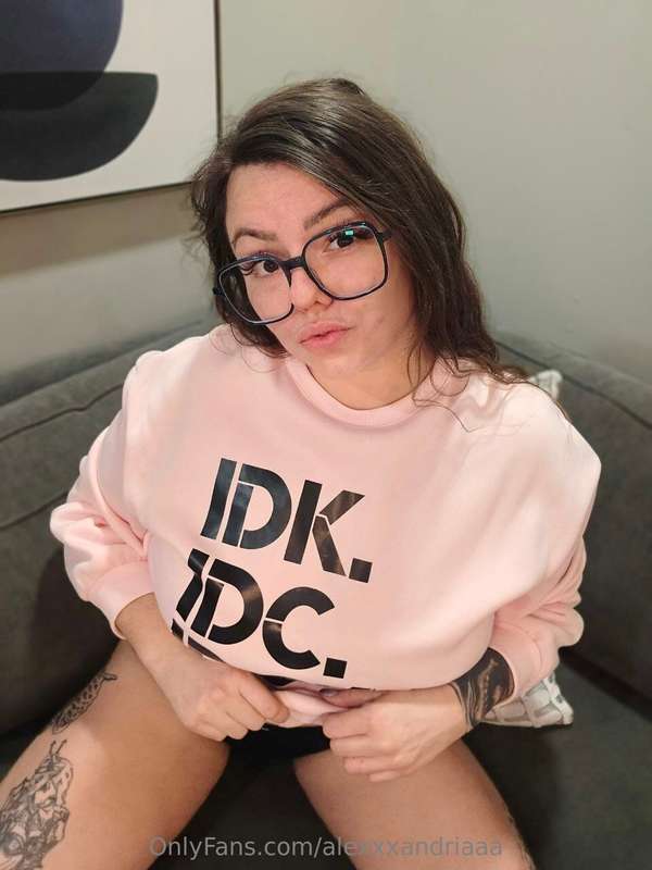 pussy or ass? Justify your answer🫣