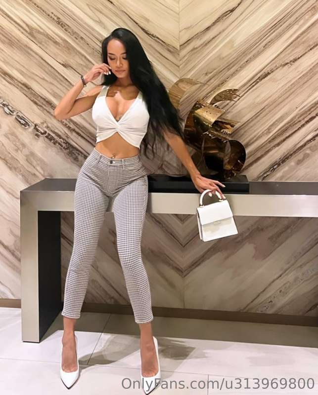 Krystal_Lopez - Onlyfans - 18 Mar, 2023