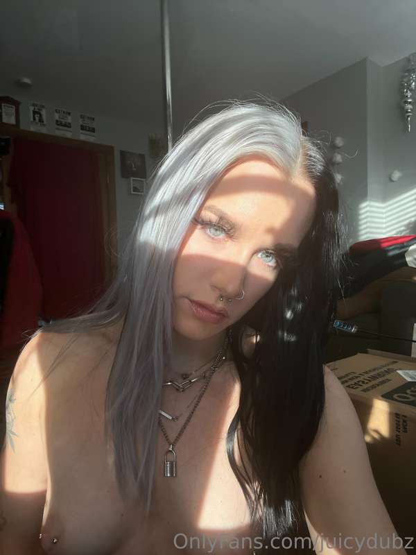the sun was out today - i missed it 🥺🥺