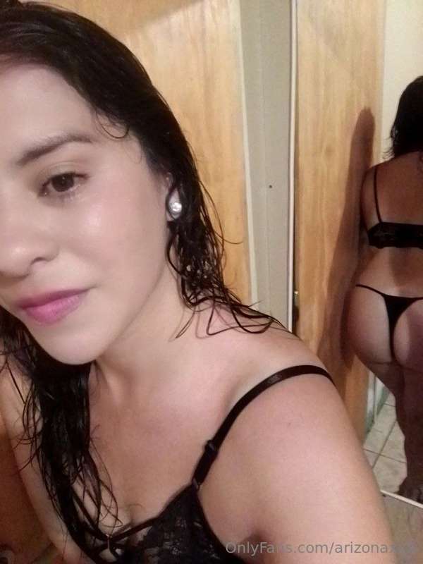 @HOTWIFEBABY2