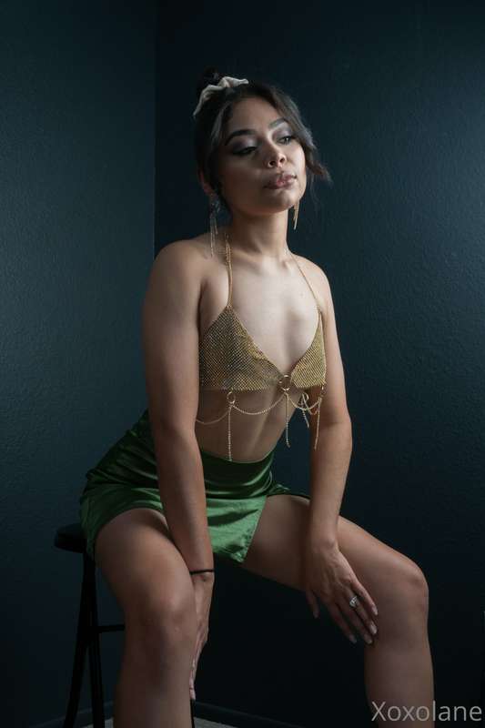 Waiting to be used. Which position are you fucking me?