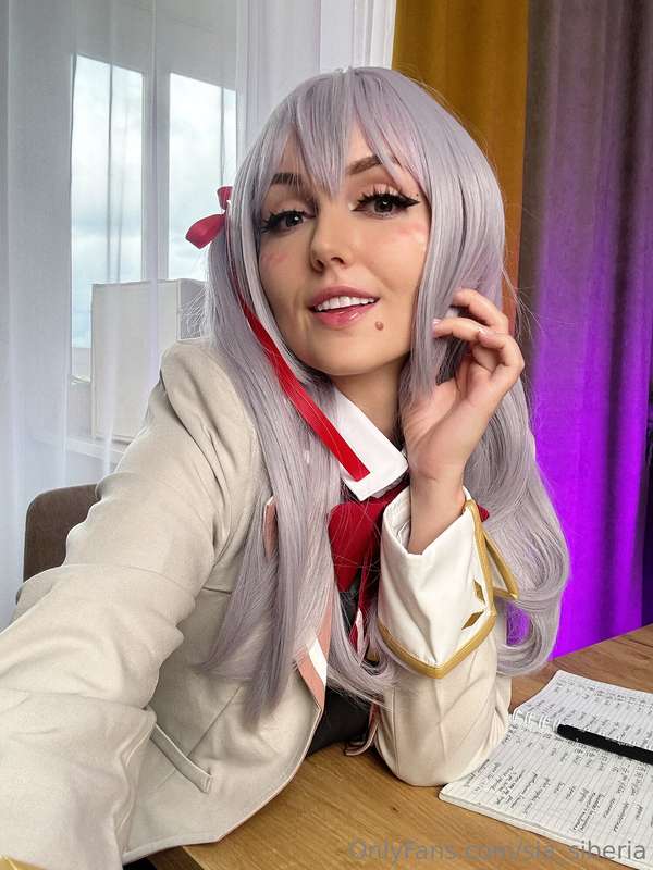 "Alya Sometimes Hides Her Feelings" in Russian is a Japanese..