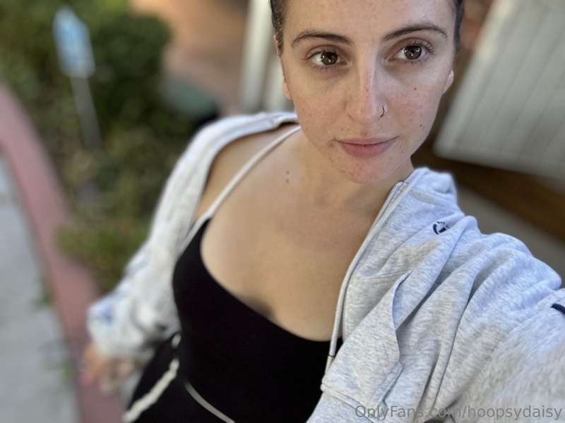 Wanna work up a sweat with me? 😍💦🥵