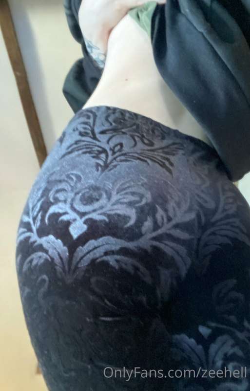 these trousers make me look kinda thicc tho