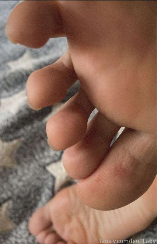 Feetlady - Fansly - 20 Jun, 2023 1