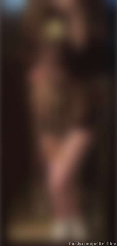 Petitelittlev - Fansly - 21 Nov, 2024 24