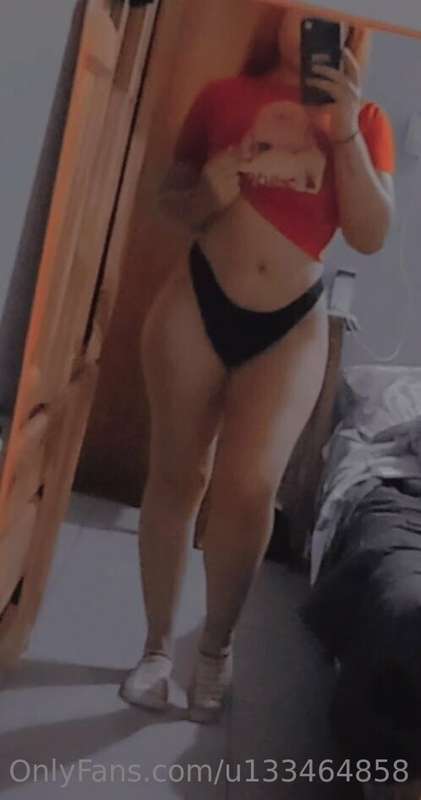 Luuly99 - Onlyfans - 22 Nov, 2022