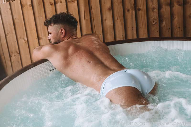 Just chilling in my birthday suit, there’s room for one or t.. 13