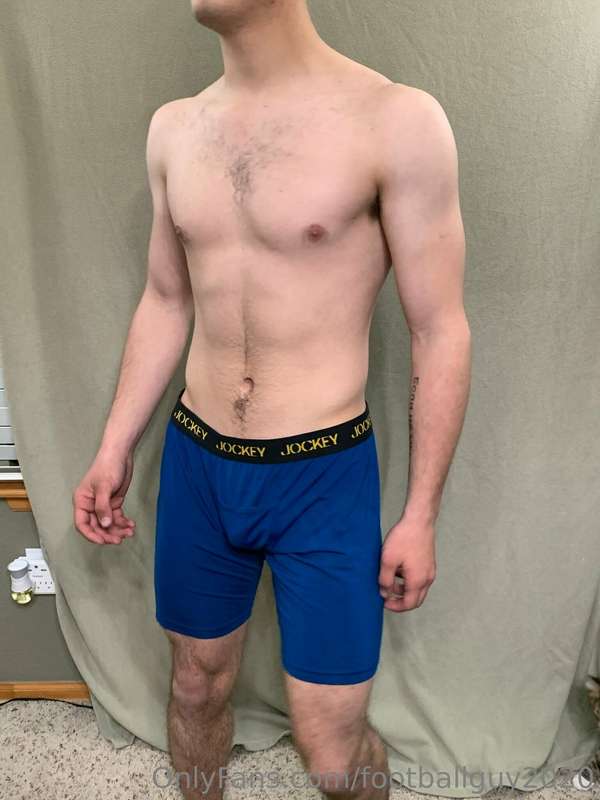 More undies pics from a photo shoot a while back - enjoy. Ca.. 5