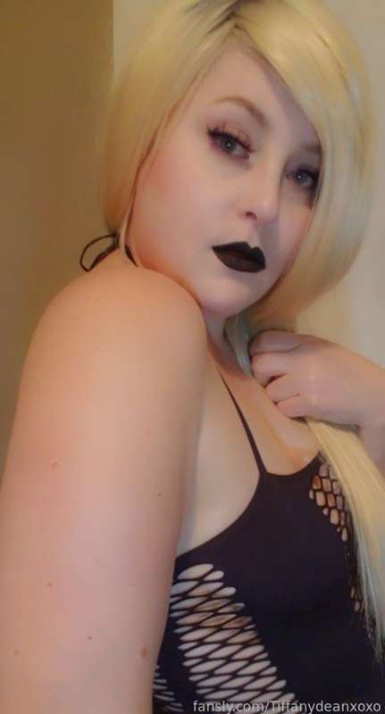 Tiffanydeanxoxo - Fansly - 12 Jun, 2022 4