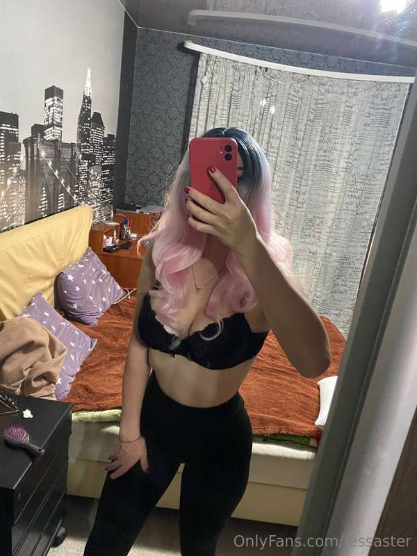 Do you like my home clothes?🤭