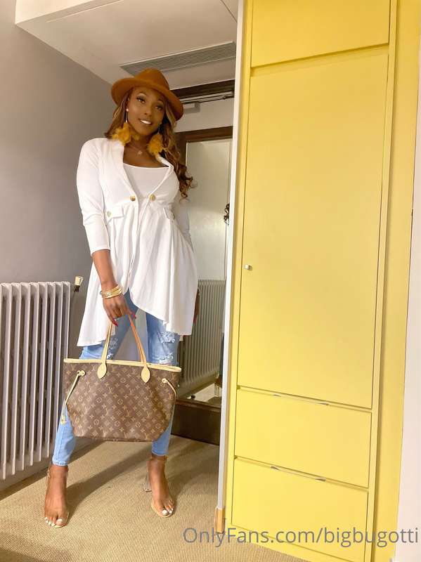 My Look for Day 2 in Paris💋