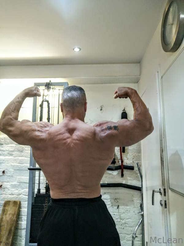 Do you love muscle worship 💕💪😋 4