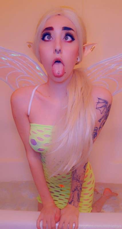 💦🧚‍♂️ would you swipe left or right on Tinderbell? 🧚‍♂️💦 7