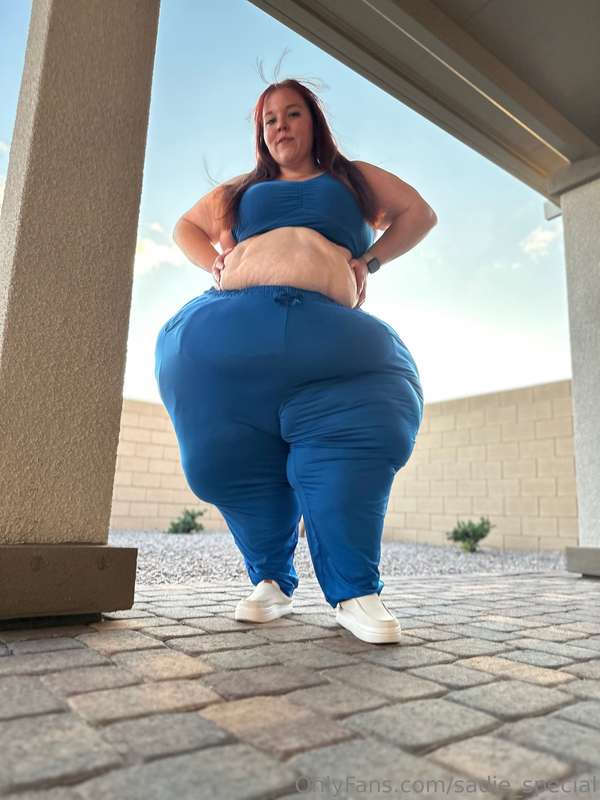 Good morning babes, I like to share with you my fattest angl.. 3