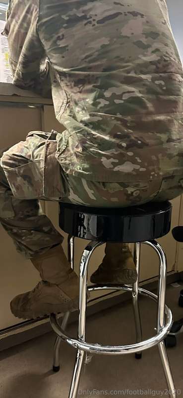 Me jerking and soldiers being soldiers! 1