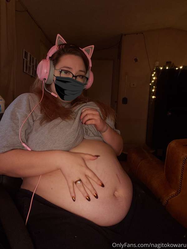 Would you guys watch a stream of me playing video games and ..