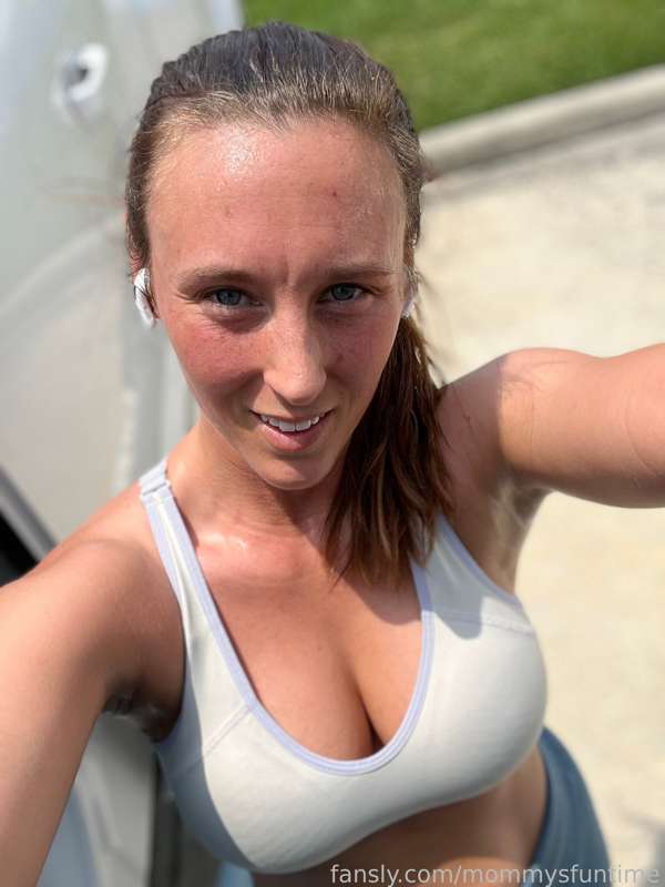 Mommysfuntime - Fansly - 09 May, 2023
