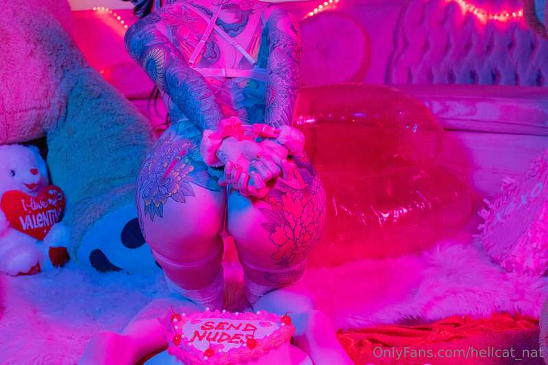 💖 ANTI VALENTINES DAY 🍰 PT 1 ✨ This is one of my favorite sh.. 8