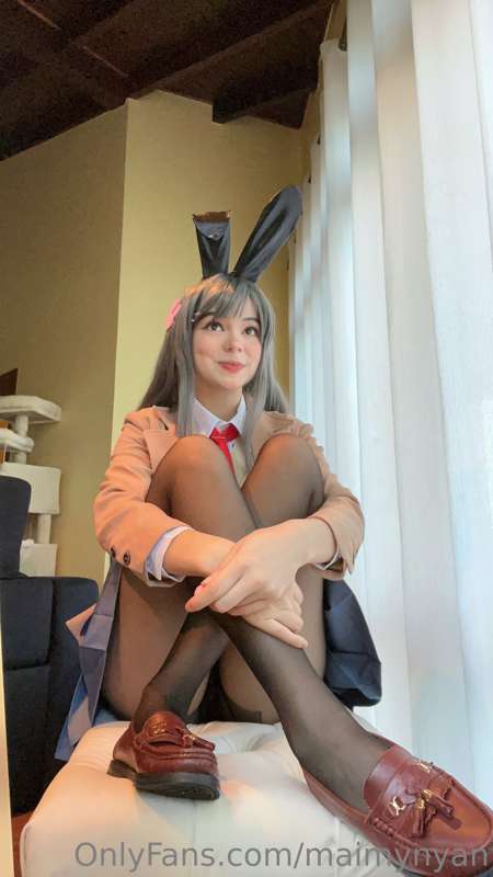 Bunny girl overdose lol

Suit version will be in video 🥰 16