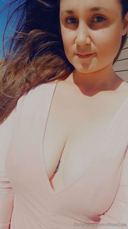 I played with ice cubes and fucked myself outside while my n.. 14