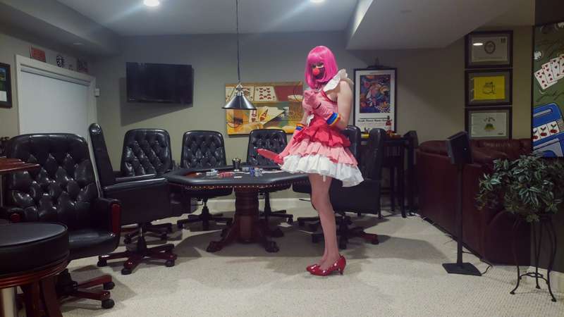 One, two, BLOOON~!

Here's my Geiru Toneido cosplay! This mi.. 12