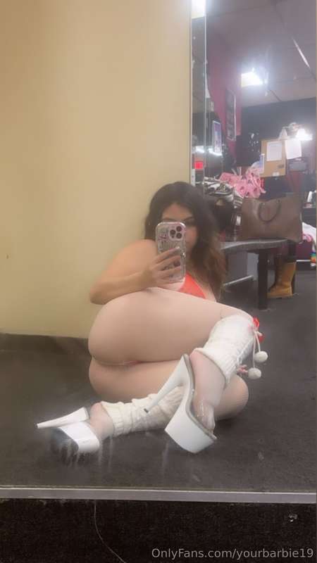 Yourbarbie19 - Onlyfans - 19 Feb, 2024
