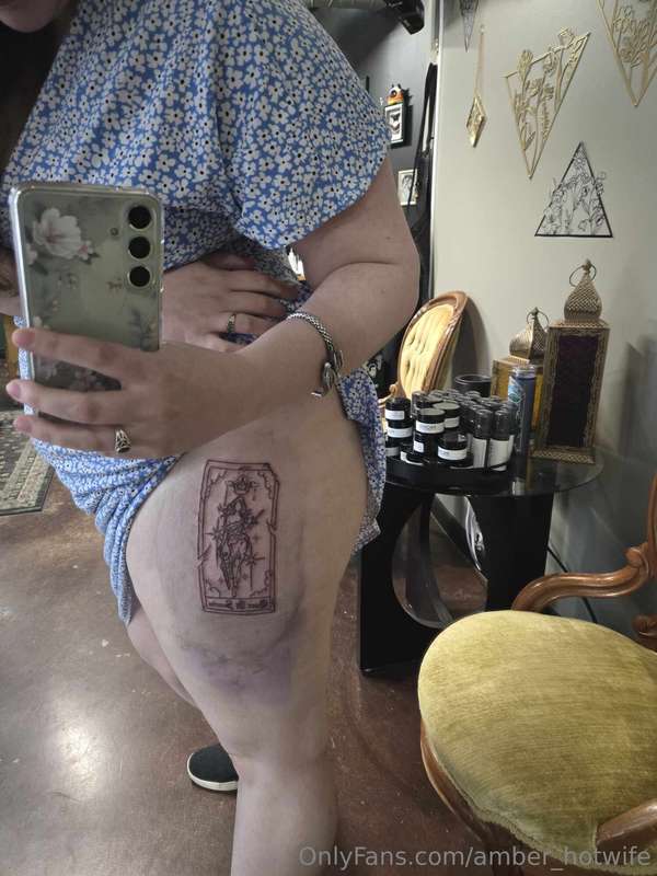 So I did a thing!  
Two QOS tattoos. One is traditional, the.. 2