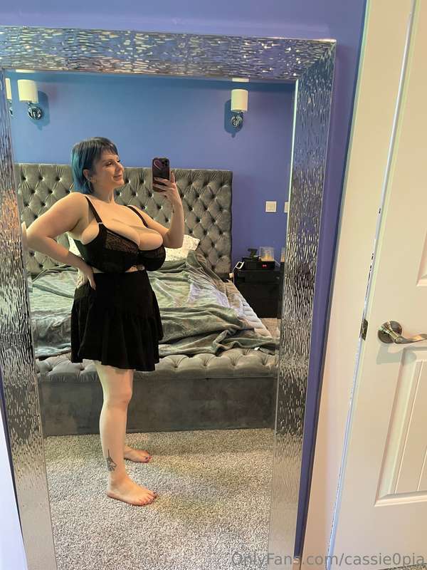 Happy mommy’s day! Outfit for today and outfit for tonight 😇 8