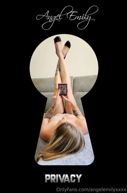 Private session ! 🤩...are you a voyeurist ⁉️Séance privé ! 🤩..