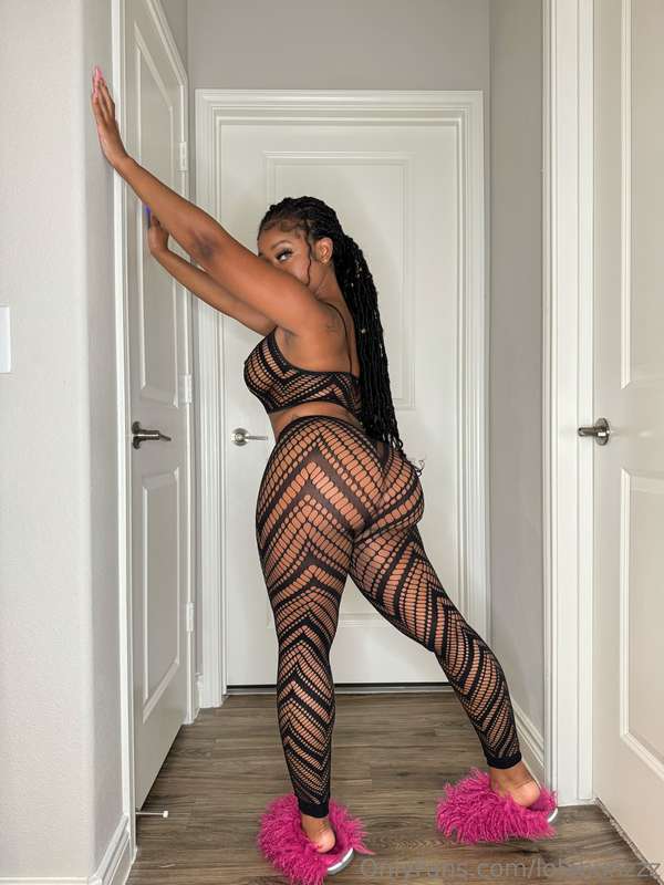 Rise & shine I hope that dick nice hard for me 🍆😜 1