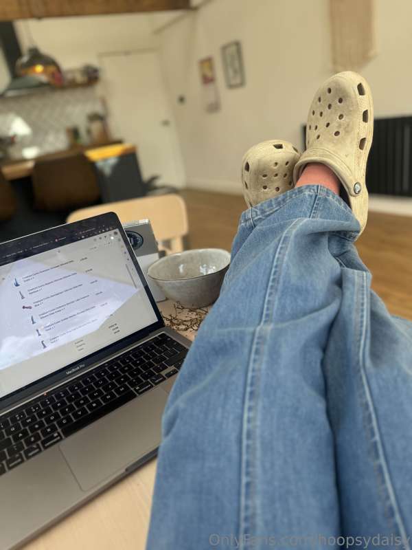Like a boss with my crocs 🤭🥰
