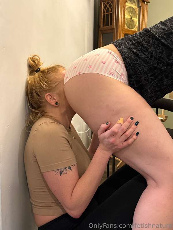 Carmella is eating Nina’s Farts! Would you eat Nina’s Farts .. 2