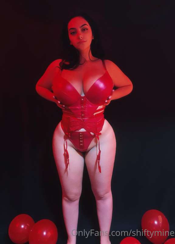 💙🤍My first year on Onlyfans🤍💙
Thanks to all of you who suppo.. 3