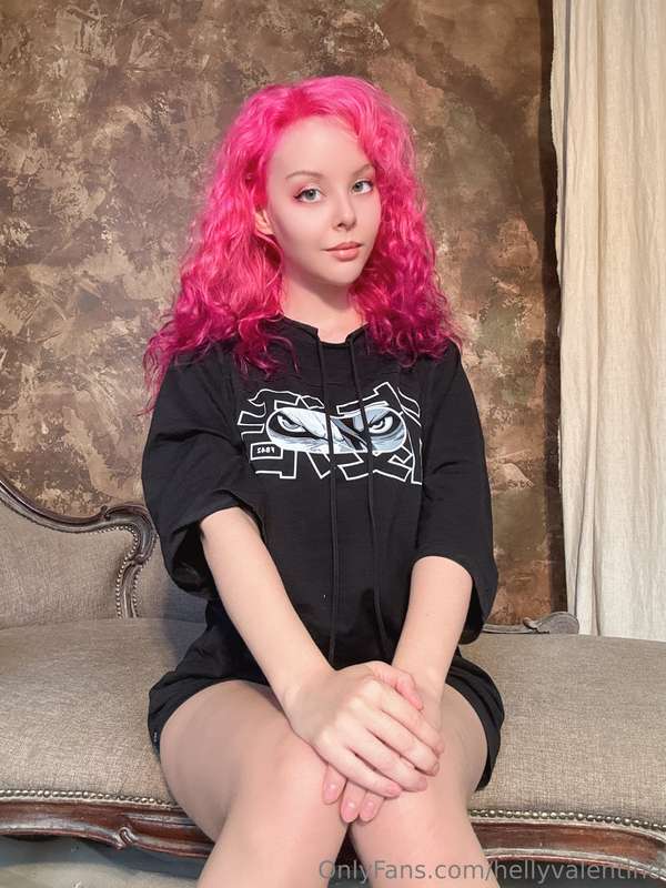 Do you like spontaneous photoshoots? I wasn't planning to ta.. 15
