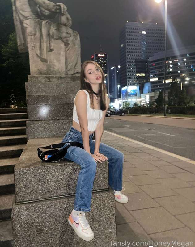 Honeymegan - Fansly - 19 Aug, 2023