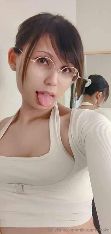 Selfie timeeeee

November 2023 7