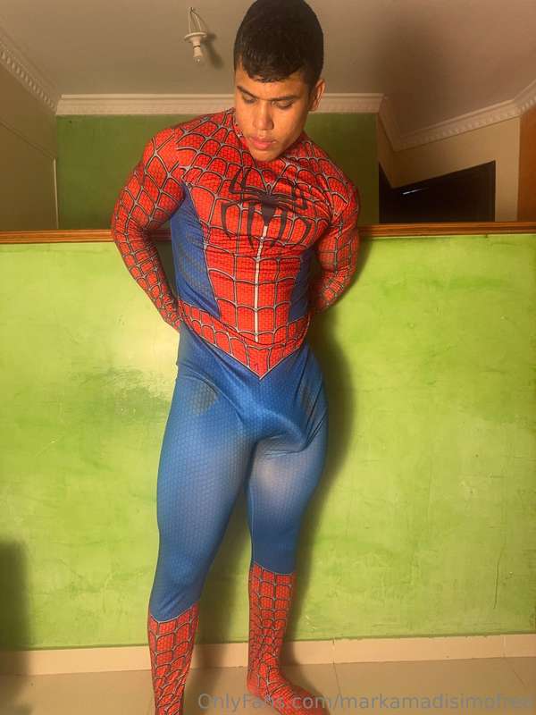 Spiderman latino y Vergón, puedes caminar seguro por las cal.. 4