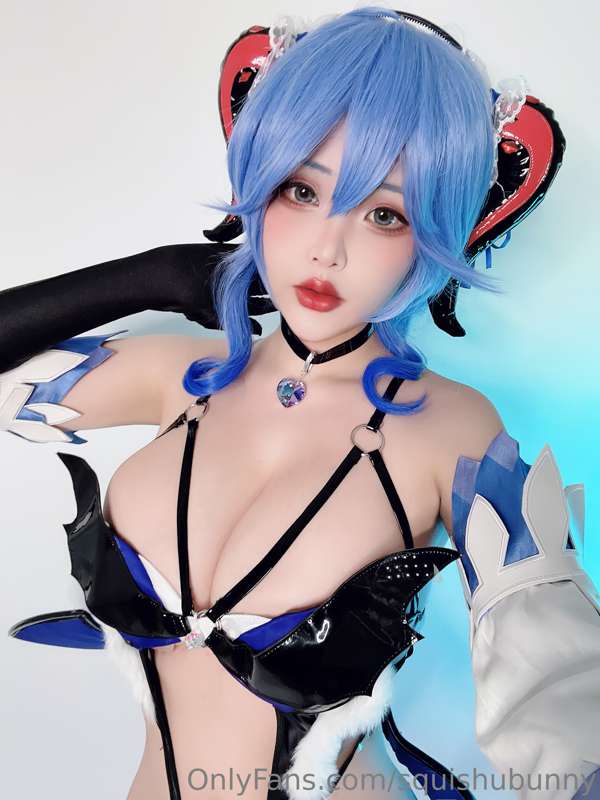 Succubus Ganyu :''3 Enjoy the free photos or unlock for full 2