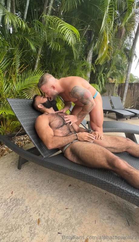 Fort Lauderdale was a Blast!! Daddy got to fuck these sexy b.. 1