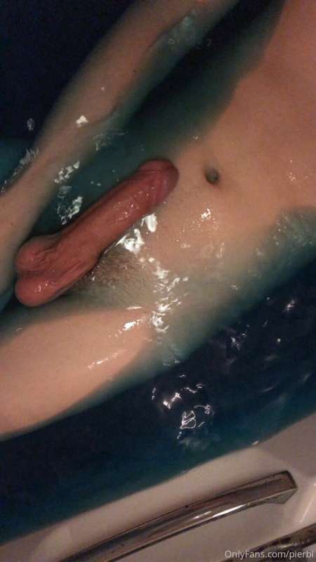i should film  more bath bomb stuff for u all 🥰 1