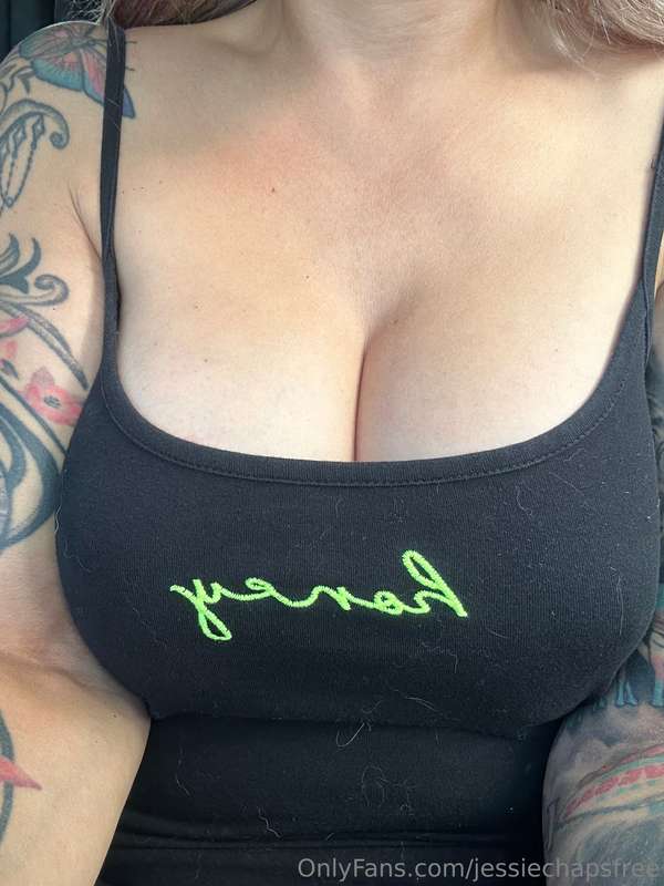 Boobies 👌🏻 