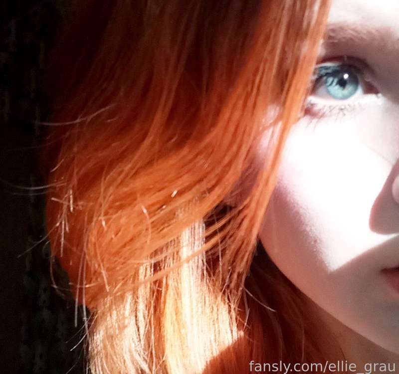 Ellie_Grau - Fansly - 25 Feb, 2024 1