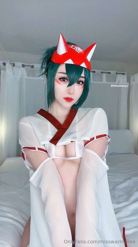 What characters do you want to see me cosplay as? 🤭 1