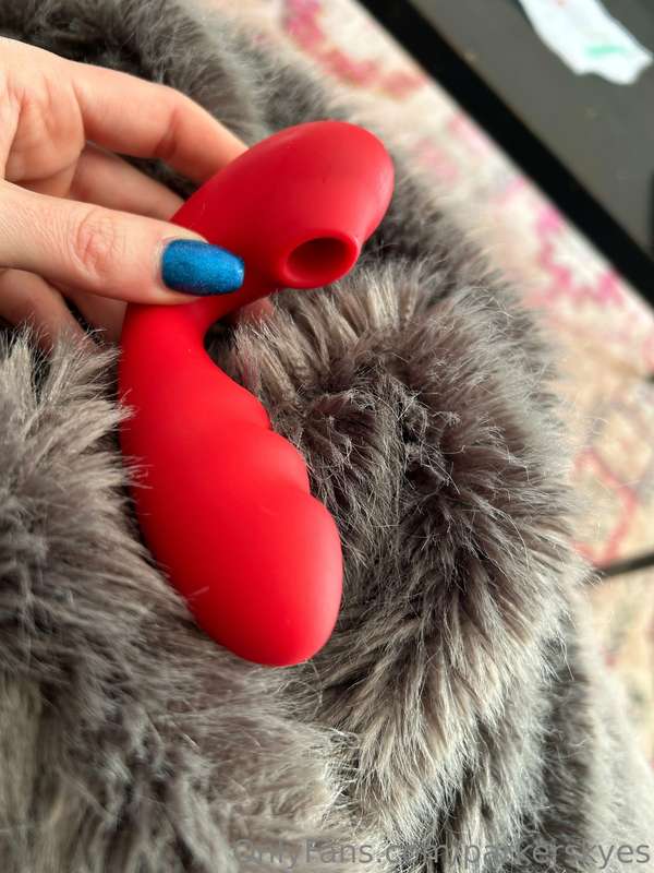 How long do you think it takes me to cum from my new toy? (V.. 1