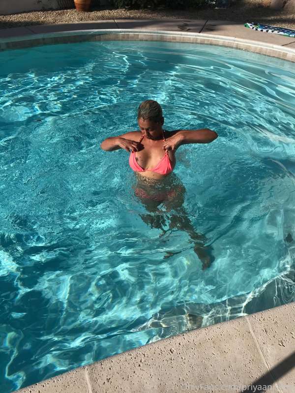 How was ur weekend 
It hit a 💯 in Vegas 2