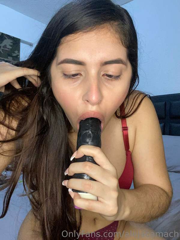 I want to swallow your penis as well as my huge black dildo ..